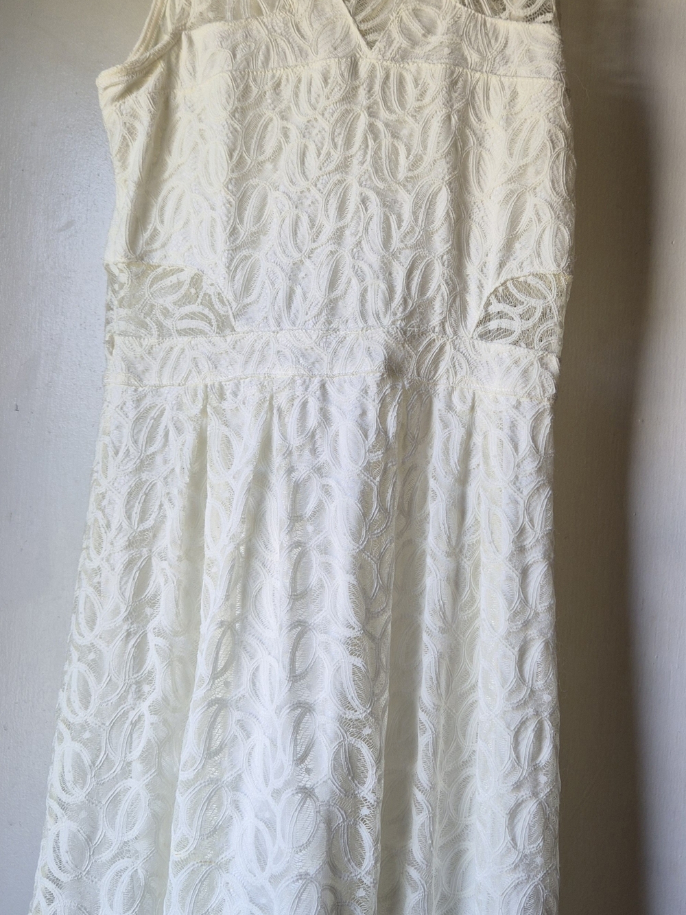 Charlotte Russe Cream Lace Midi Dress